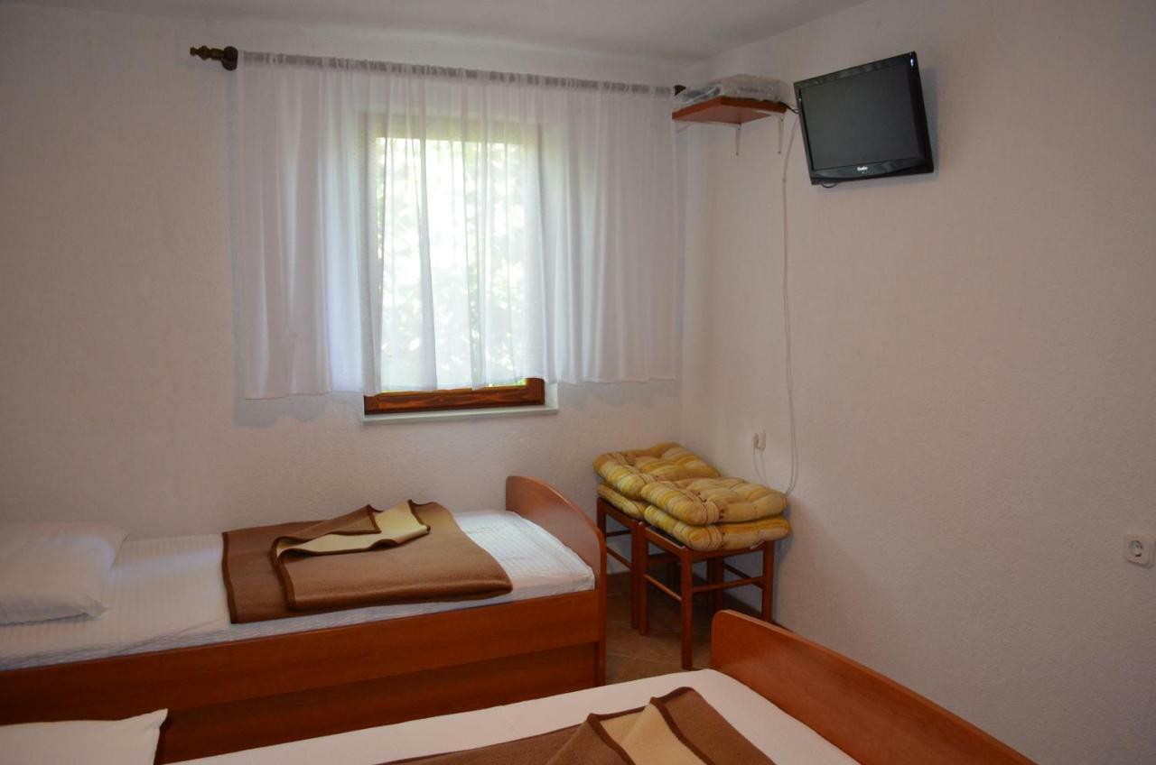 Holiday Home Garina Draga Bascanska Exterior photo